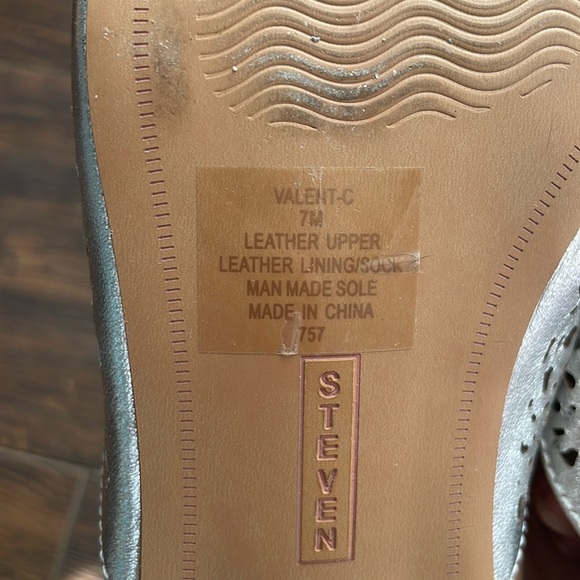 STEVEN flats - Picture 6 of 6